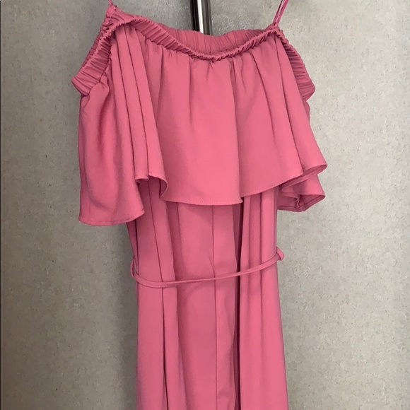 On or Off shoulder dress - Picture 2 of 3